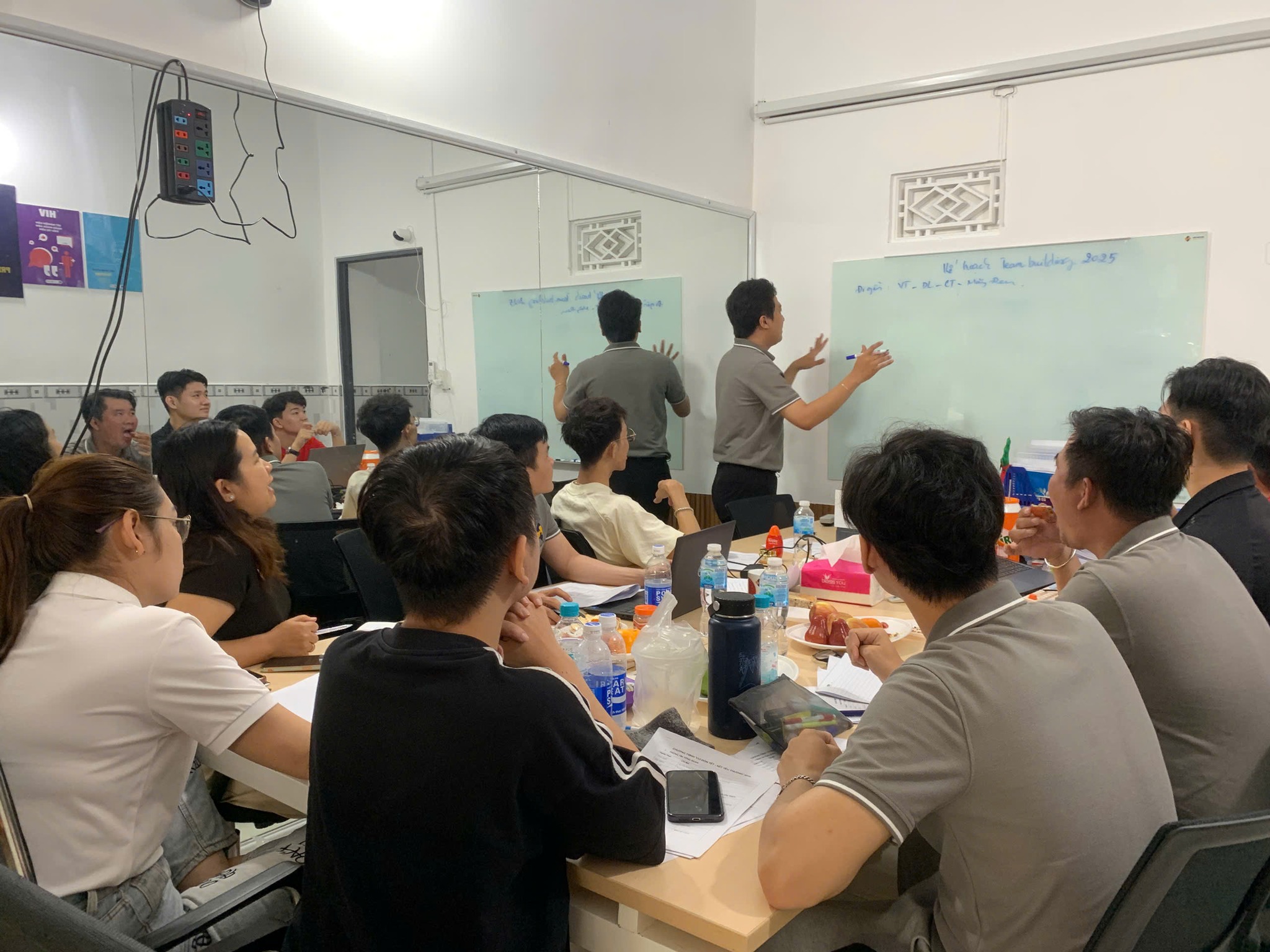 Thêm Bạn Mới, Thêm Niềm Vui: Kết Nối Trẻ Tổ Chức Họp Mặt Định Kỳ Tháng 12