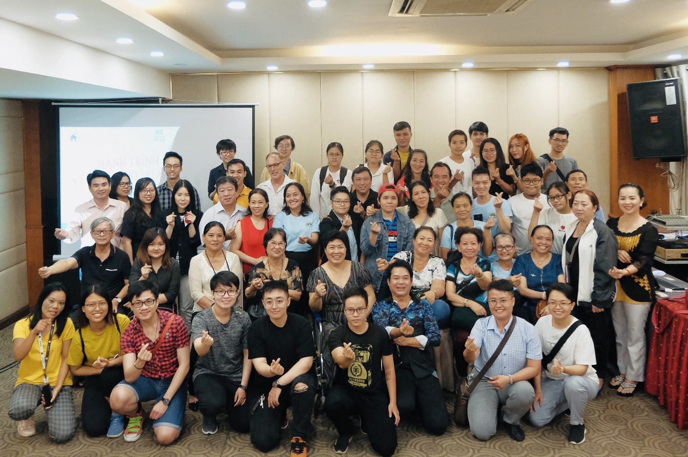 PFLAG: Vượt qua đại dịch, nỗ lực không ngừng vì tình thương con