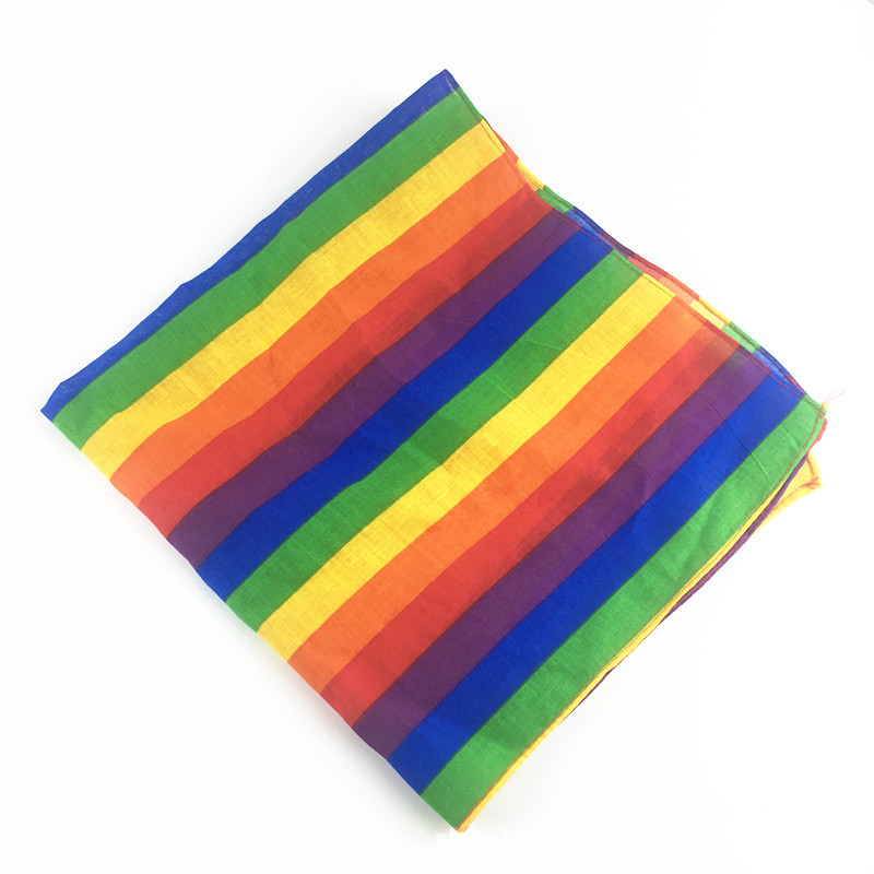 Khăn choàng họa tiết sọc cầu vồng LGBT  Classic