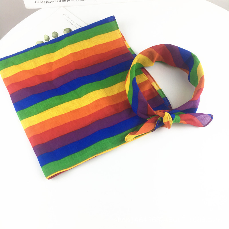 Khăn choàng họa tiết sọc cầu vồng LGBT  Classic