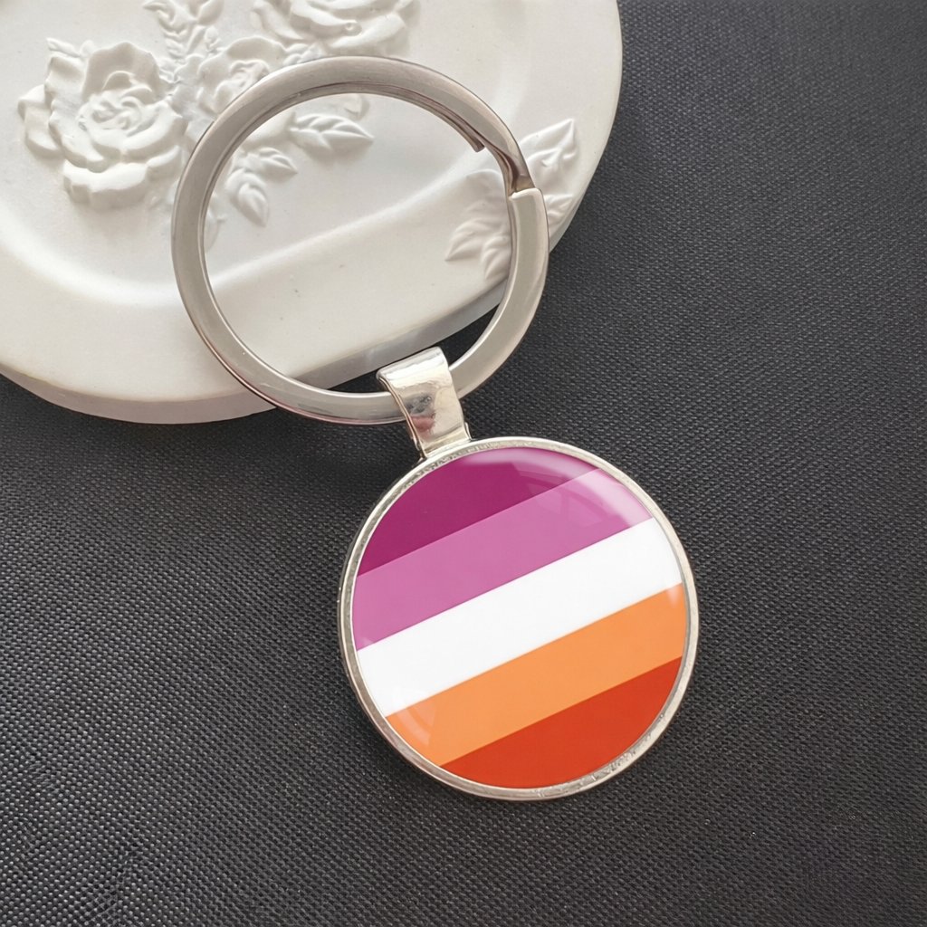 Móc Khóa Kim Loại Tròn Pride Flag – Nhiều Mẫu Cờ LGBT+