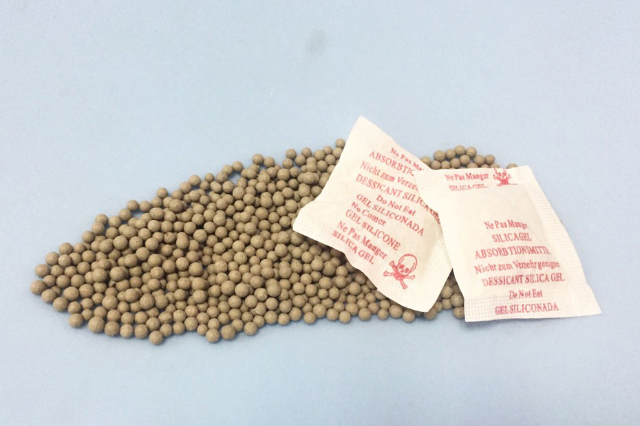 Gói hút ẩm clay là gì? Ứng dụng của gói hút ẩm Clay