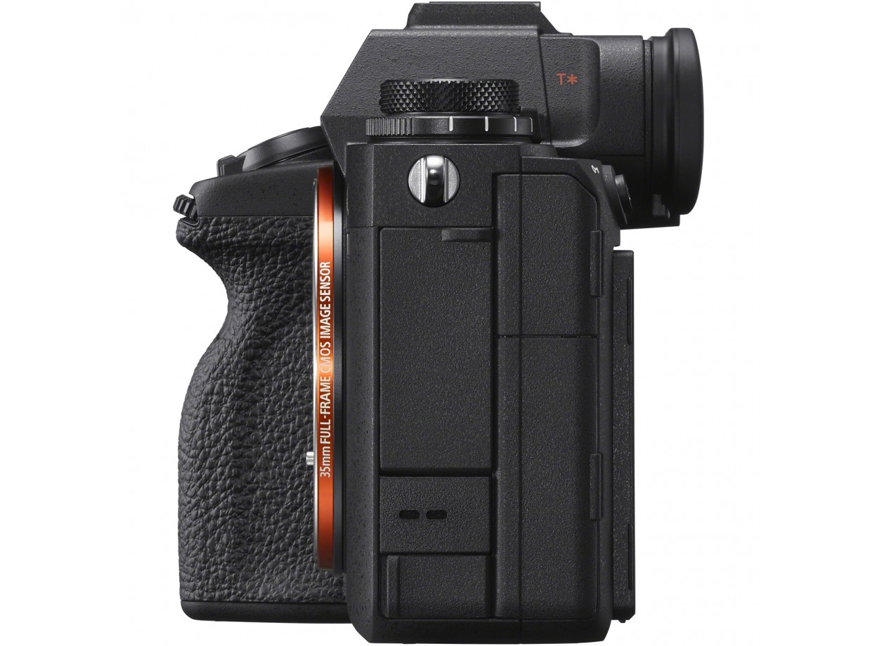 Sony A1 + Tamron 35-150mm f/2-2.8 (Chính hãng) (Thẻ Nhớ 64GB + Dây Đeo + Bộ Vệ Sinh)