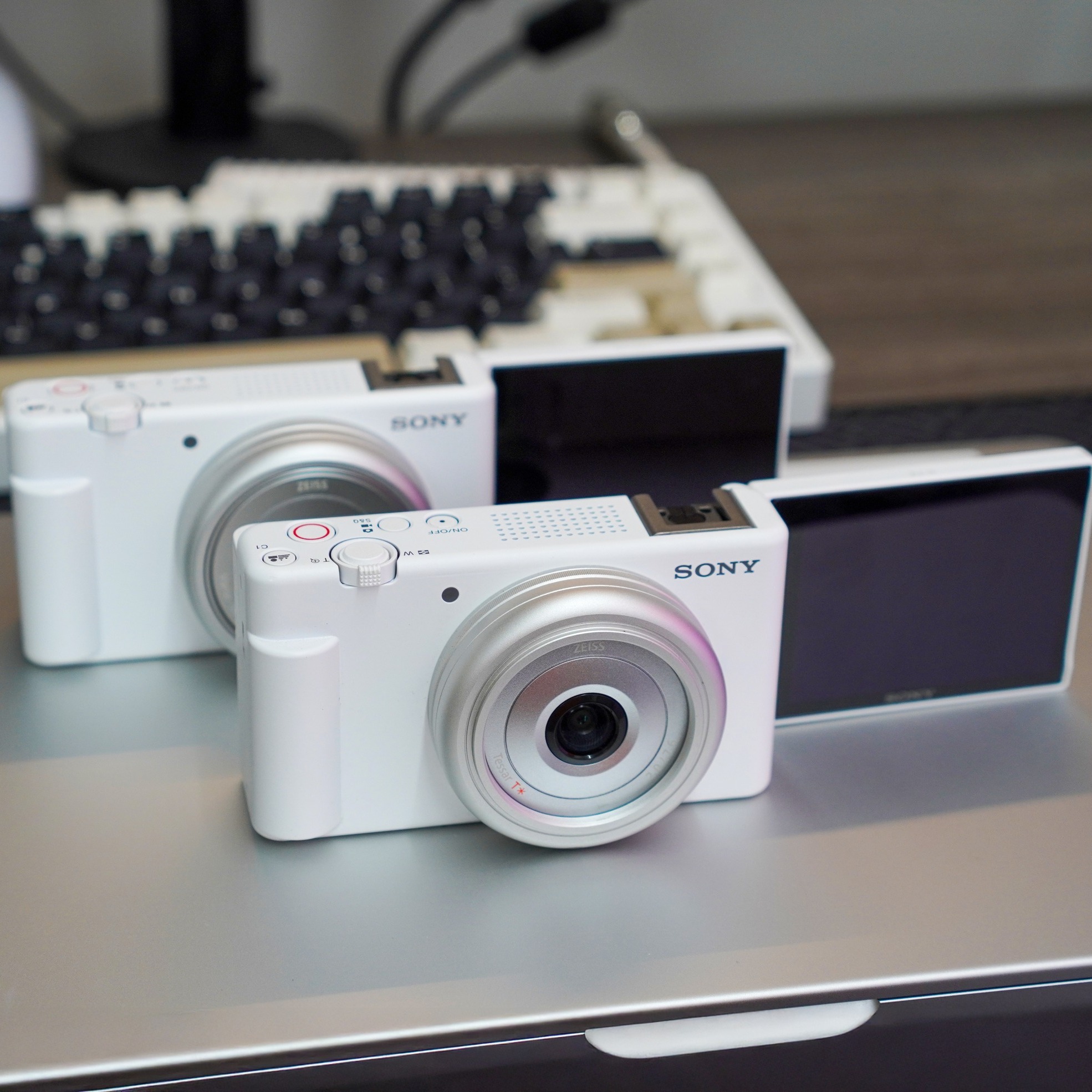 Sony ZV-1F – Cũ Đẹp 99%, Máy Quay Vlog 4k Nhỏ Gọn