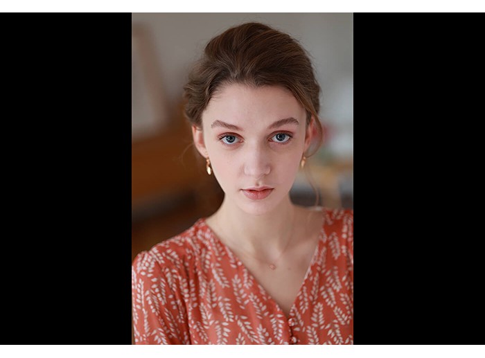 Canon RF 85mm f/2 Macro IS STM – Likenew 99% Fullbox