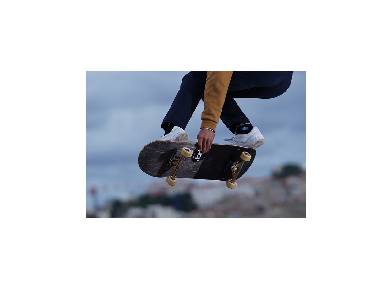Sony a6400 + Kèm Lens Sony E 18-105mm f/4 (Chính hãng) (Thẻ Nhớ 64GB + Túi Máy Ảnh + Bộ Vệ Sinh)