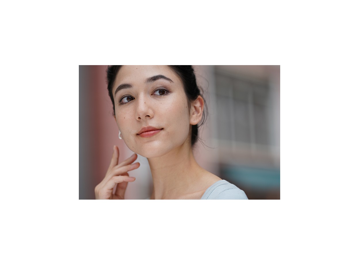 Sony A7C + Kèm Lens Tamron 35-150mm f/2-2.8 (Chính hãng)