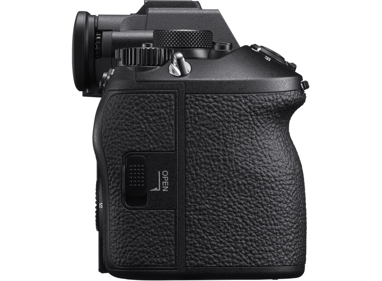 Sony A9 III + Tamron 70-180mm f/2.8 (Chính hãng) (Pin + Thẻ Nhớ 64GB + Dây Đeo + Bộ Vệ Sinh)