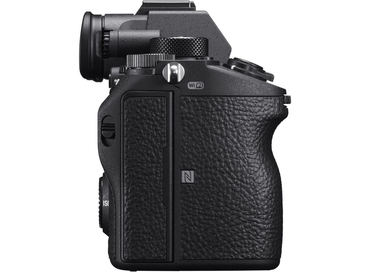 Sony A7R IIIA + Tamron 28-75mm f/2.8 (Chính hãng) (Thẻ Nhớ 64GB + Bộ Vệ Sinh)