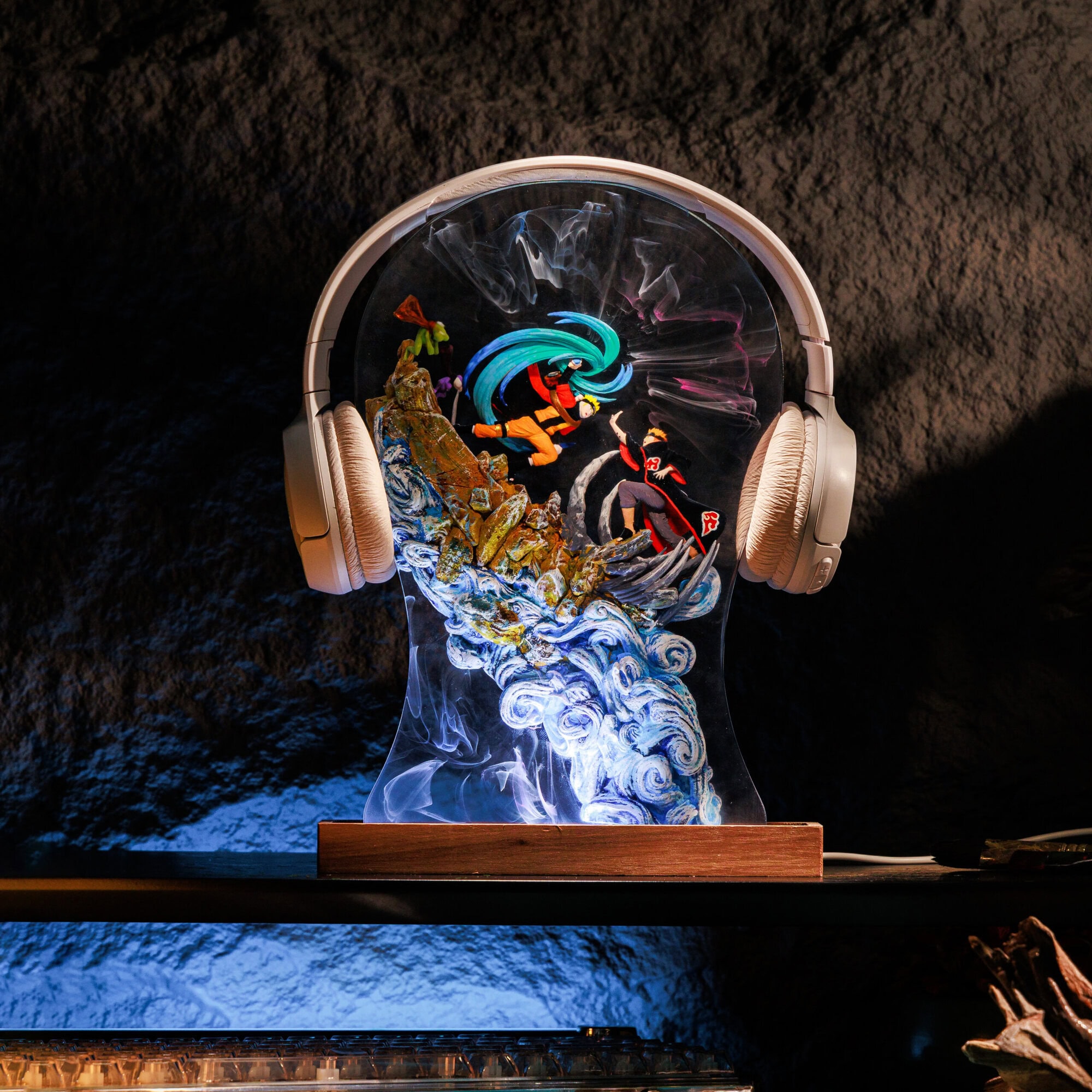 Fierce Battle Resin Lamp – Ignite the Epic Mythical Clash