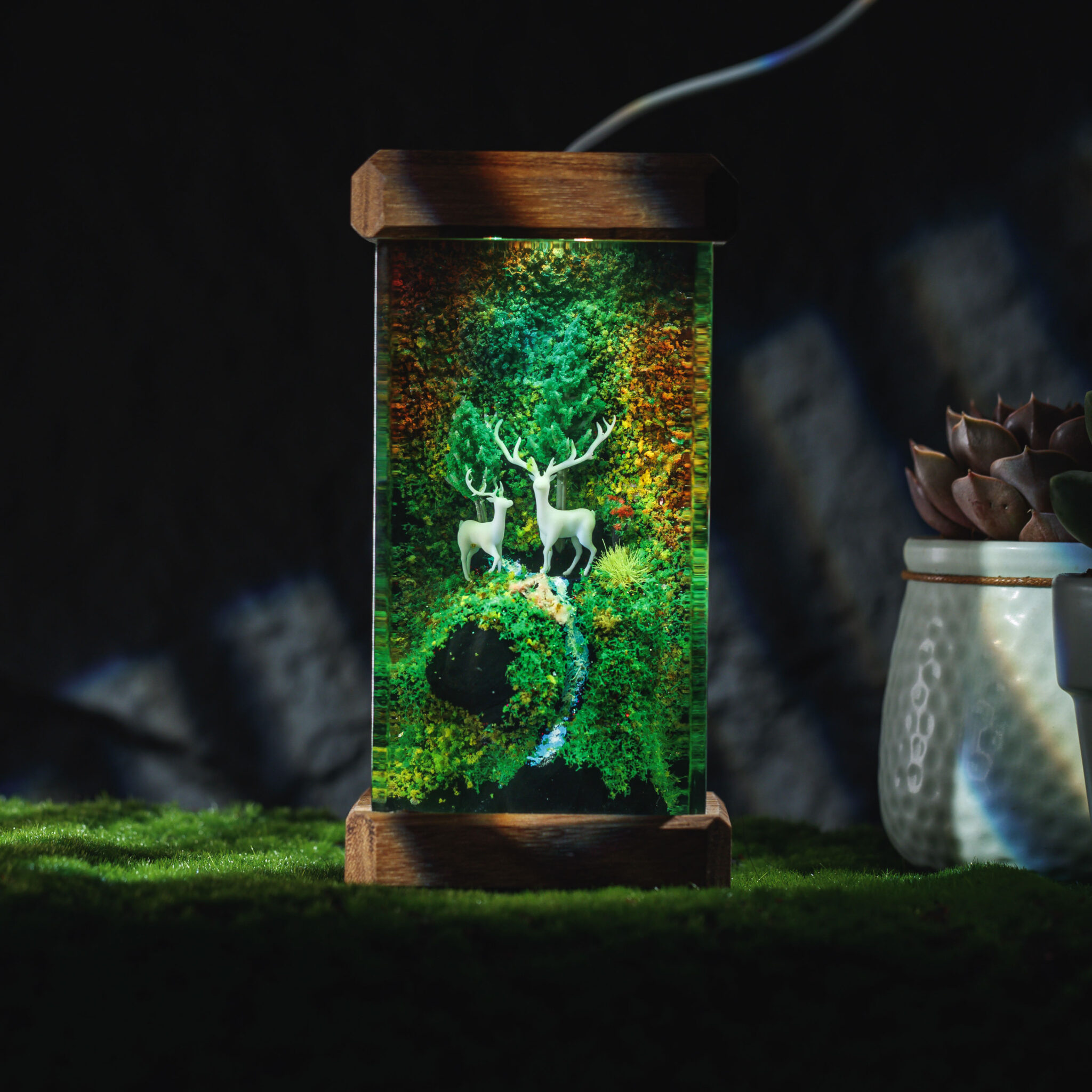 Discover Breakwooden’s Deer Resin Lamps – Nature-Inspired Art for Your Home