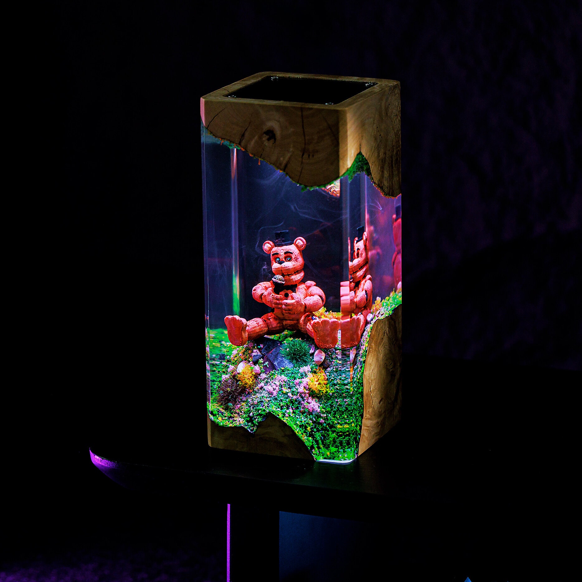 Glow of Terror: Creepy Freddy & Creepy Foxy Resin Lamps for Halloween