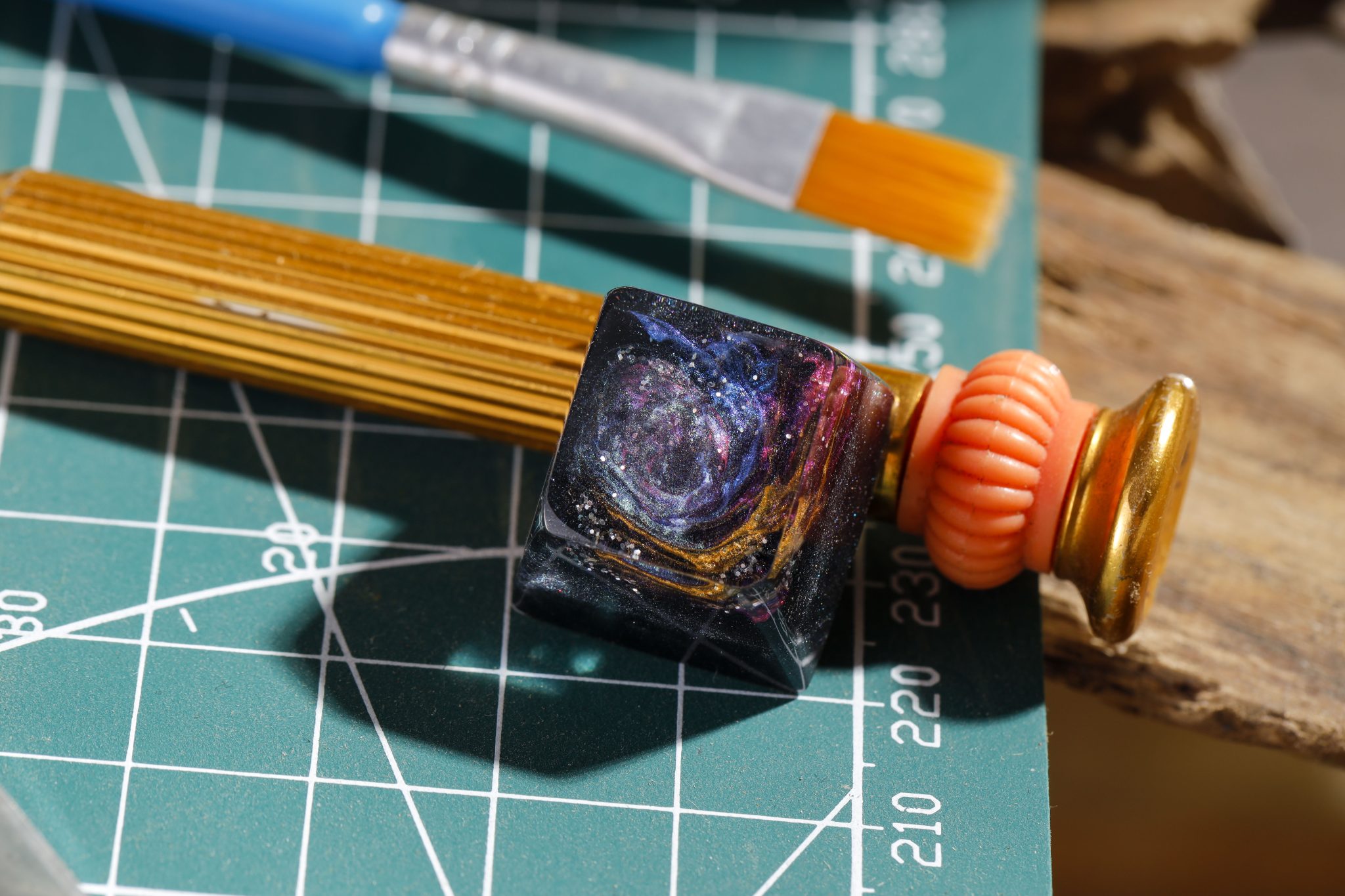 🌌 Interstellar Galaxy Artisan Keycap – A Tiny Universe at Your Fingertips