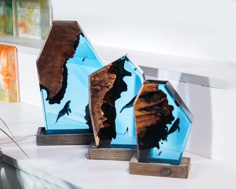 Immerse in the Depths: POLYON DEEP WHALE SEA Epoxy Lamp by Breakwooden