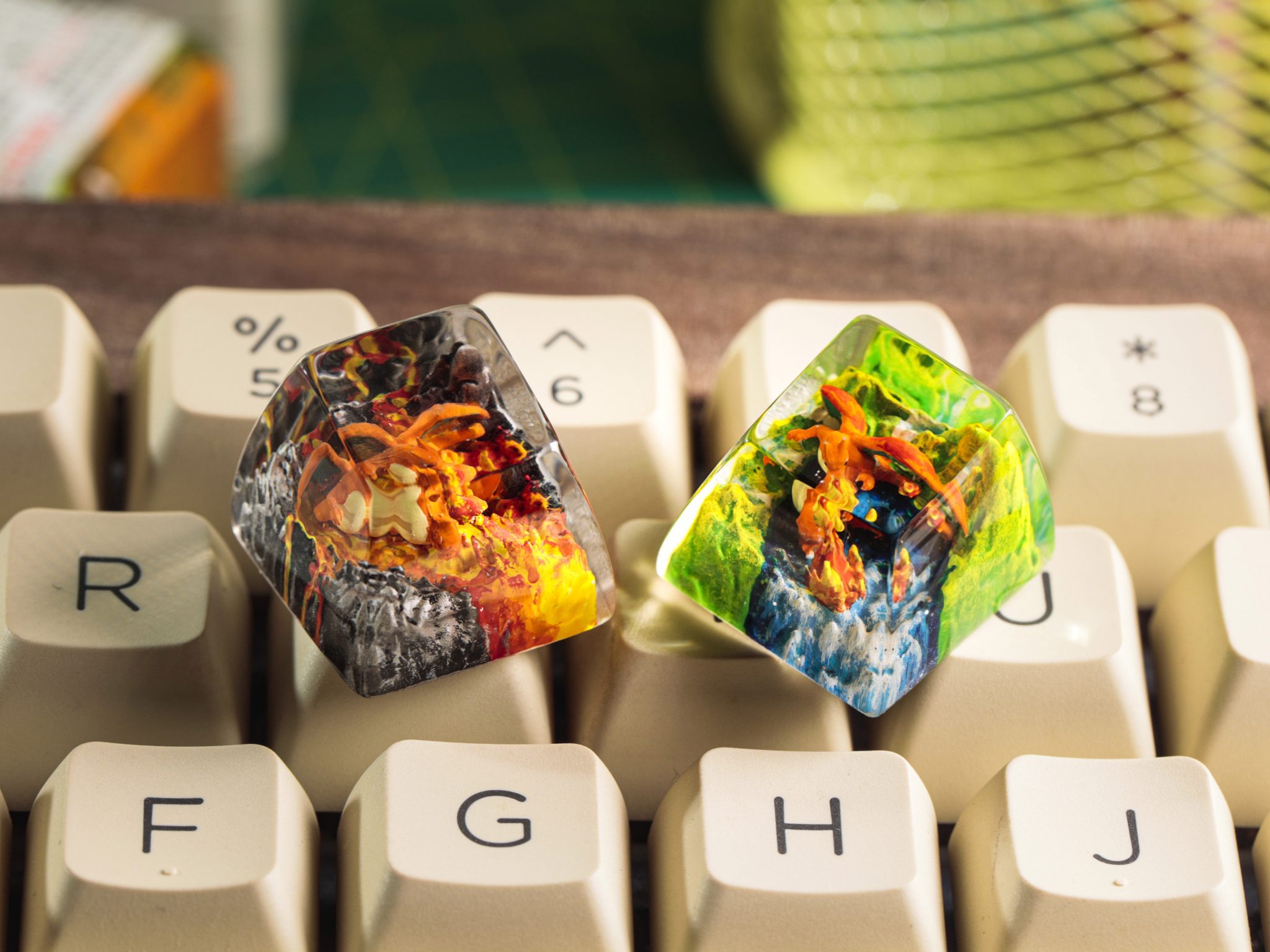 🔥 Charizard Pokémon Artisan Keycap – Turn Your Keyboard into a Fiery Work of Art