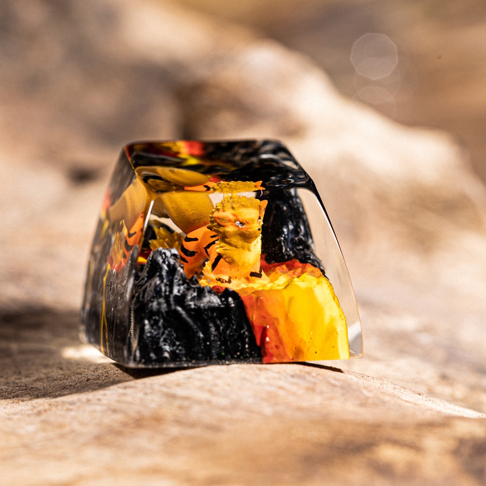 IGNITE YOUR SETUP: ARCANINE ARTISAN KEYCAP FROM BREAKWOODEN