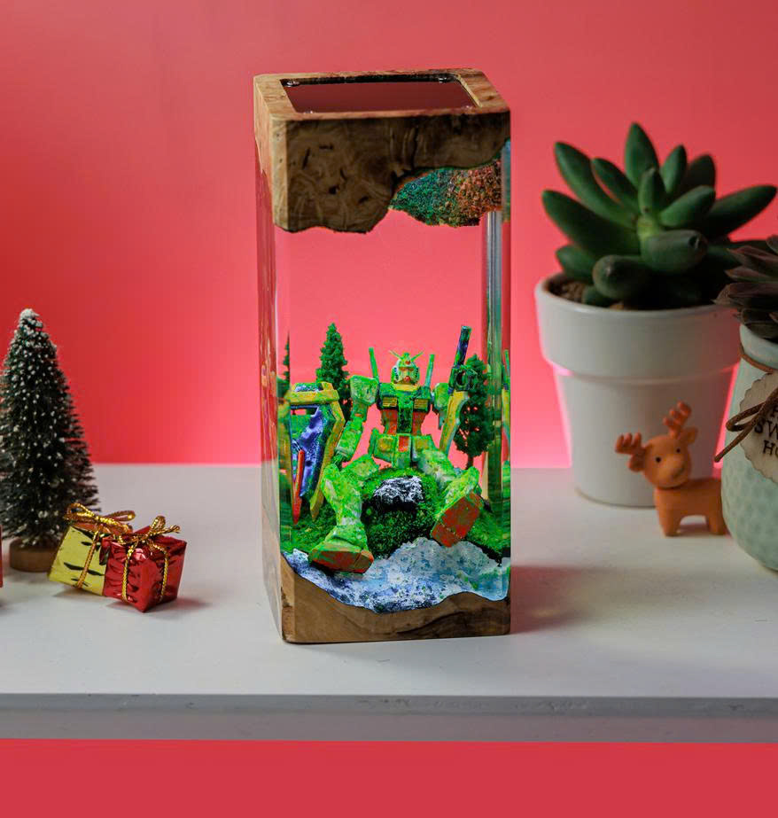 Broken Gundam on Forest Resin Diorama Lamp – A Masterpiece of Art and Light