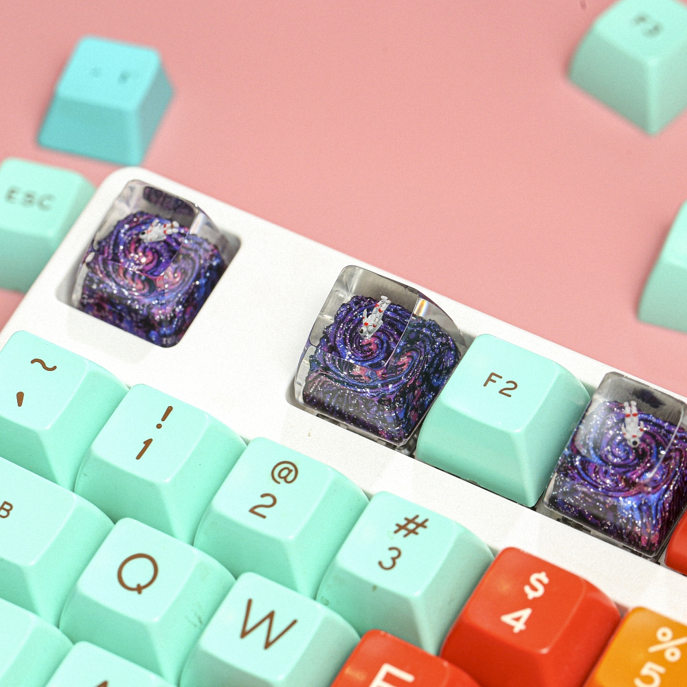 Astronaut Artisan Keycap Breakwooden 5