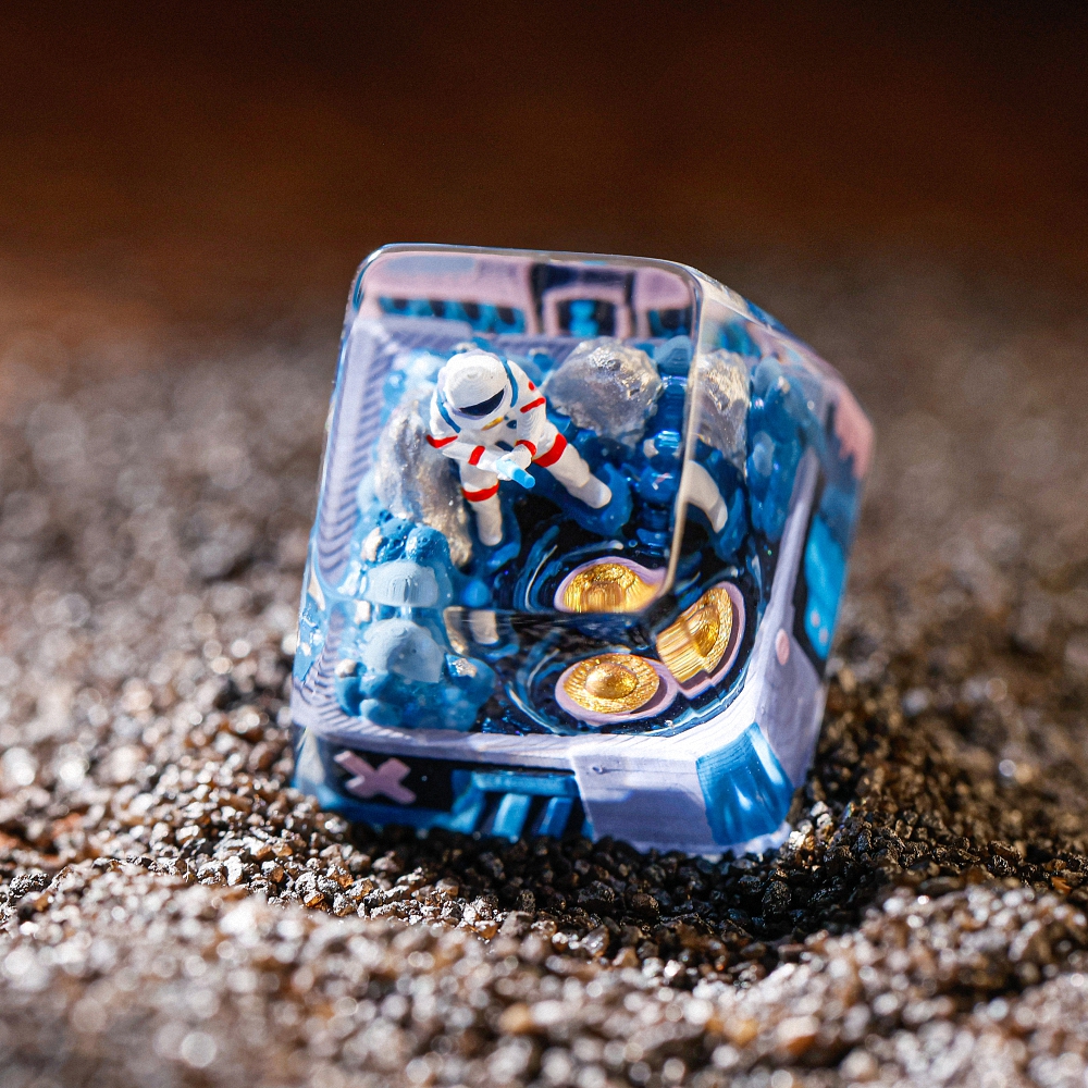 Astronaut - Blue Fishing Artisan Keycap Breakwooden