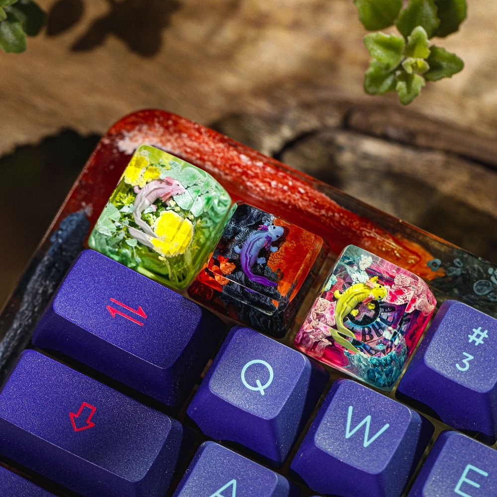 Axolotl Artisan Keycap Breakwooden 4