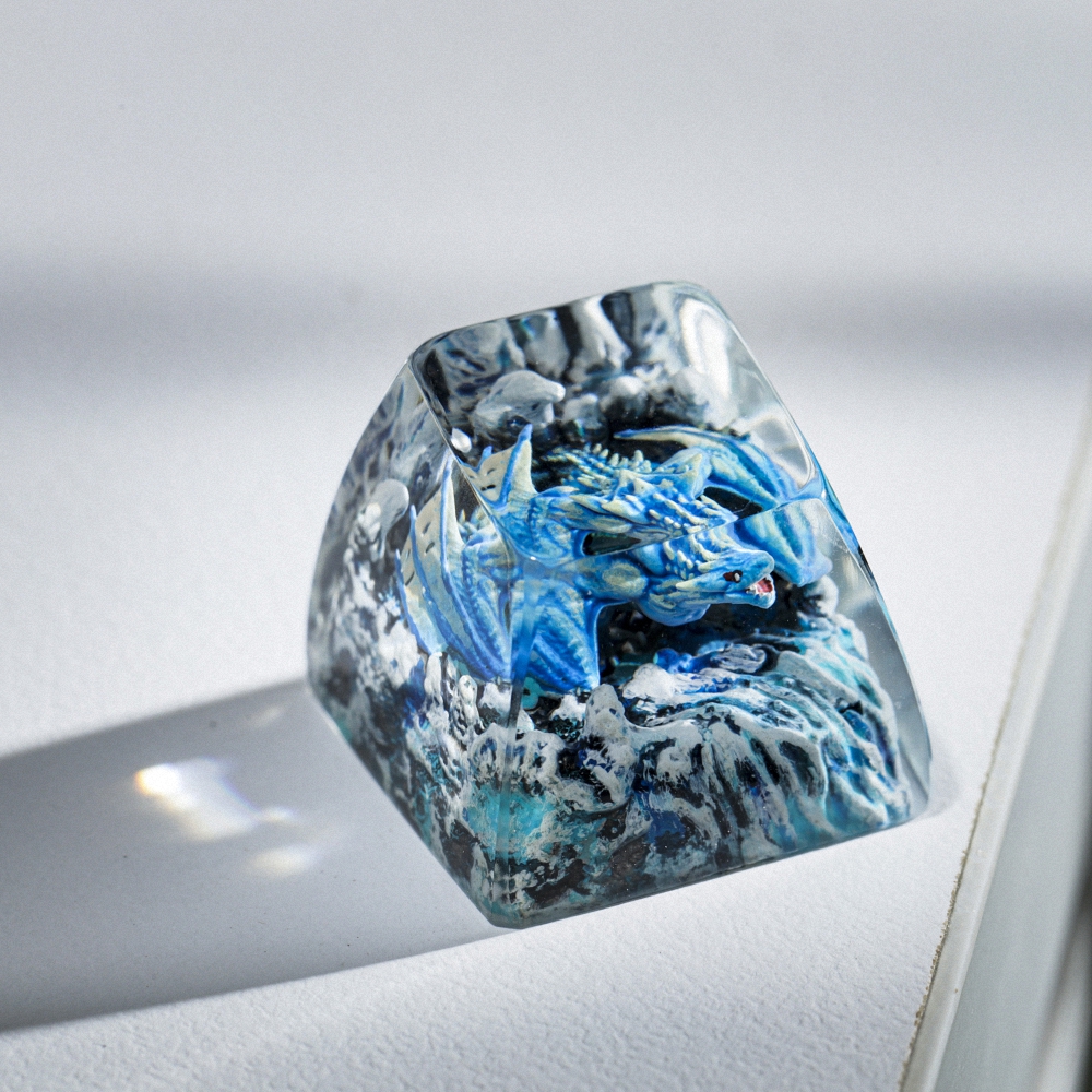 Blue Dragon Artisan Keycap Breakwooden 3