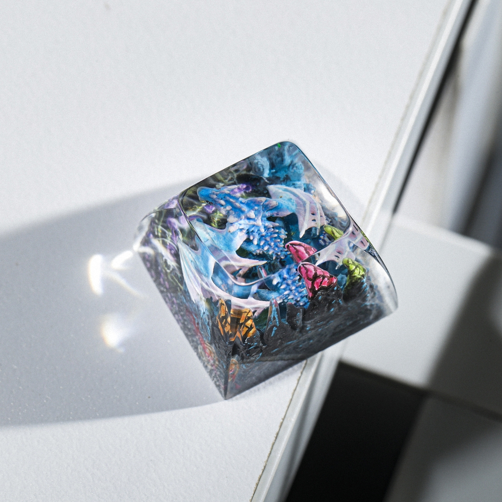 Blue Dragon Artisan Keycap Breakwooden 4