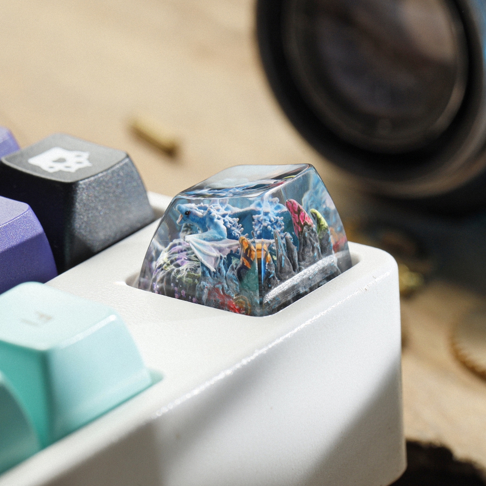 Blue Dragon Artisan Keycap Breakwooden 4