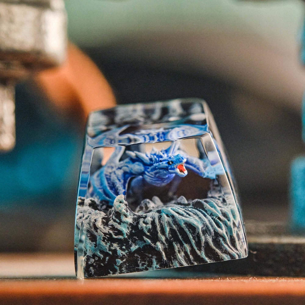 Blue Dragon Artisan Keycap Breakwooden 5