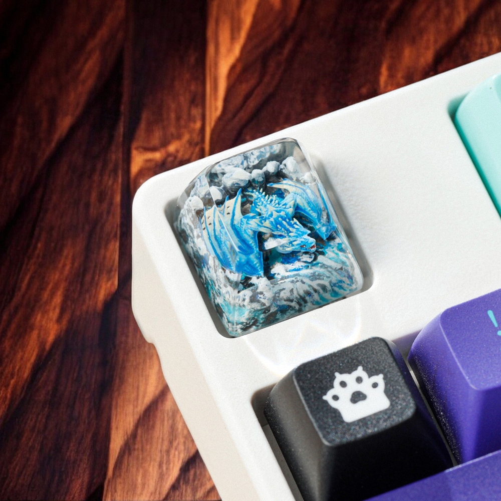 Blue Dragon Artisan Keycap Breakwooden 5