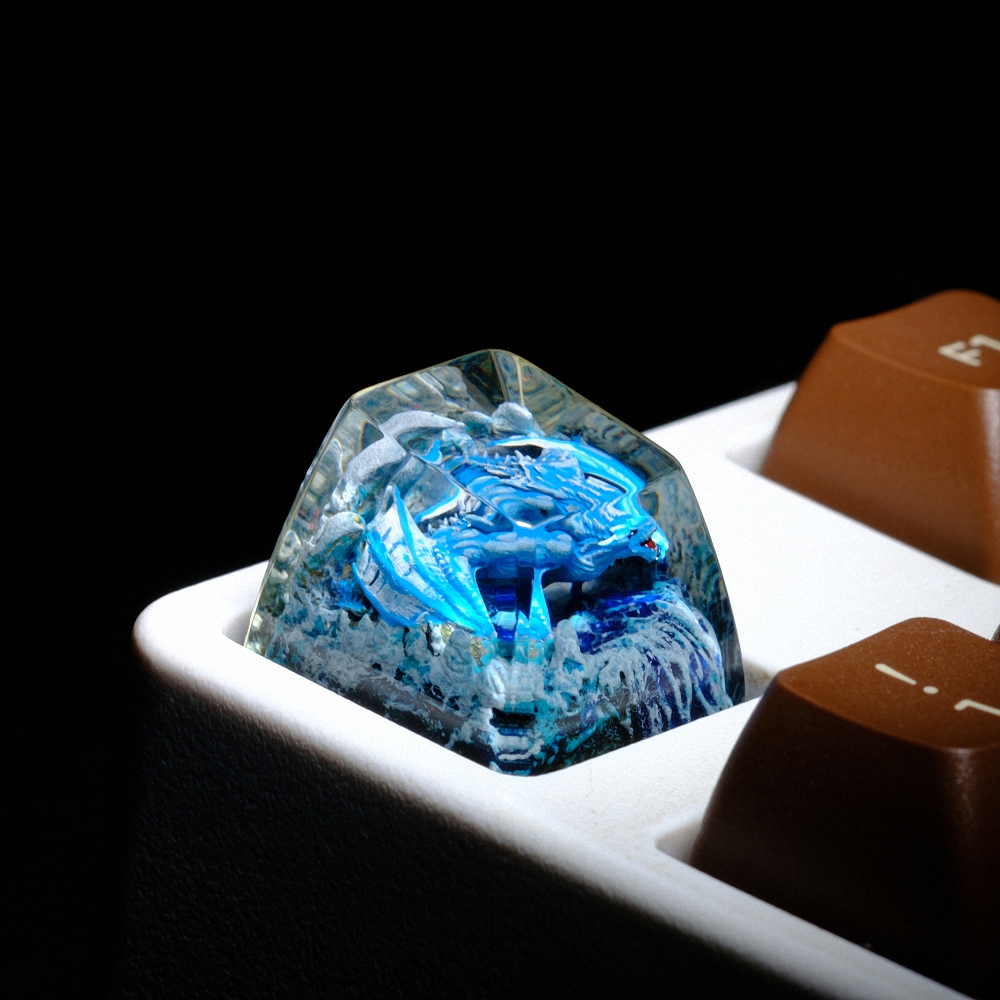 Blue Dragon Artisan Keycap Breakwooden 8