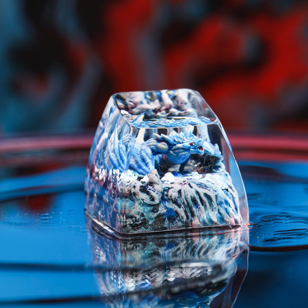 Blue Dragon Artisan Keycap Breakwooden 9