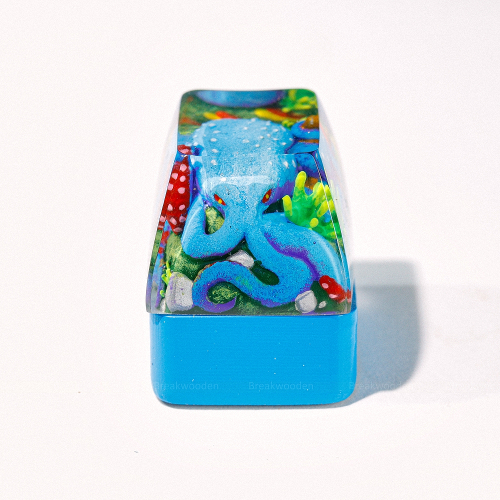 Blue Octopus Artisan Keycap Breakwooden