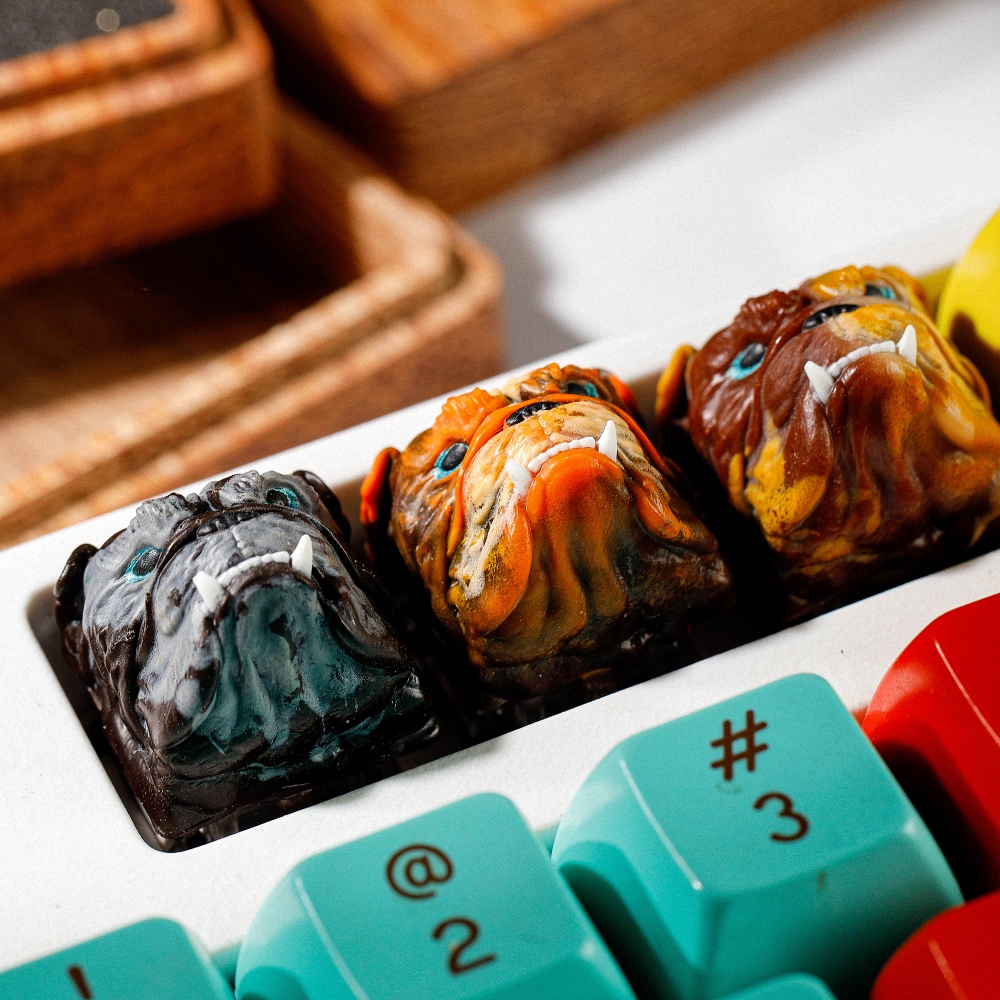 Bull Dog Artisan Keycap Breakwooden