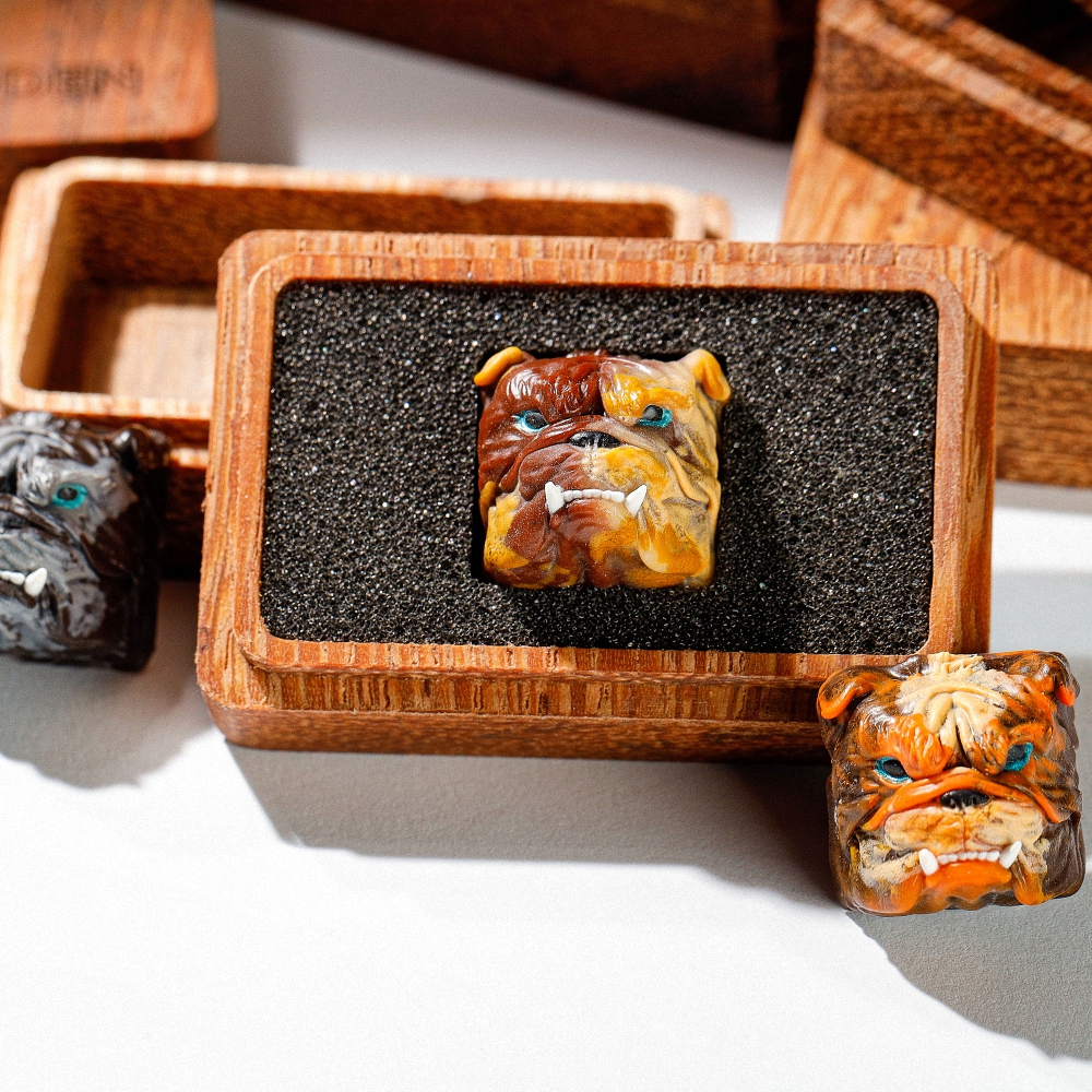 Bull Dog Artisan Keycap Breakwooden