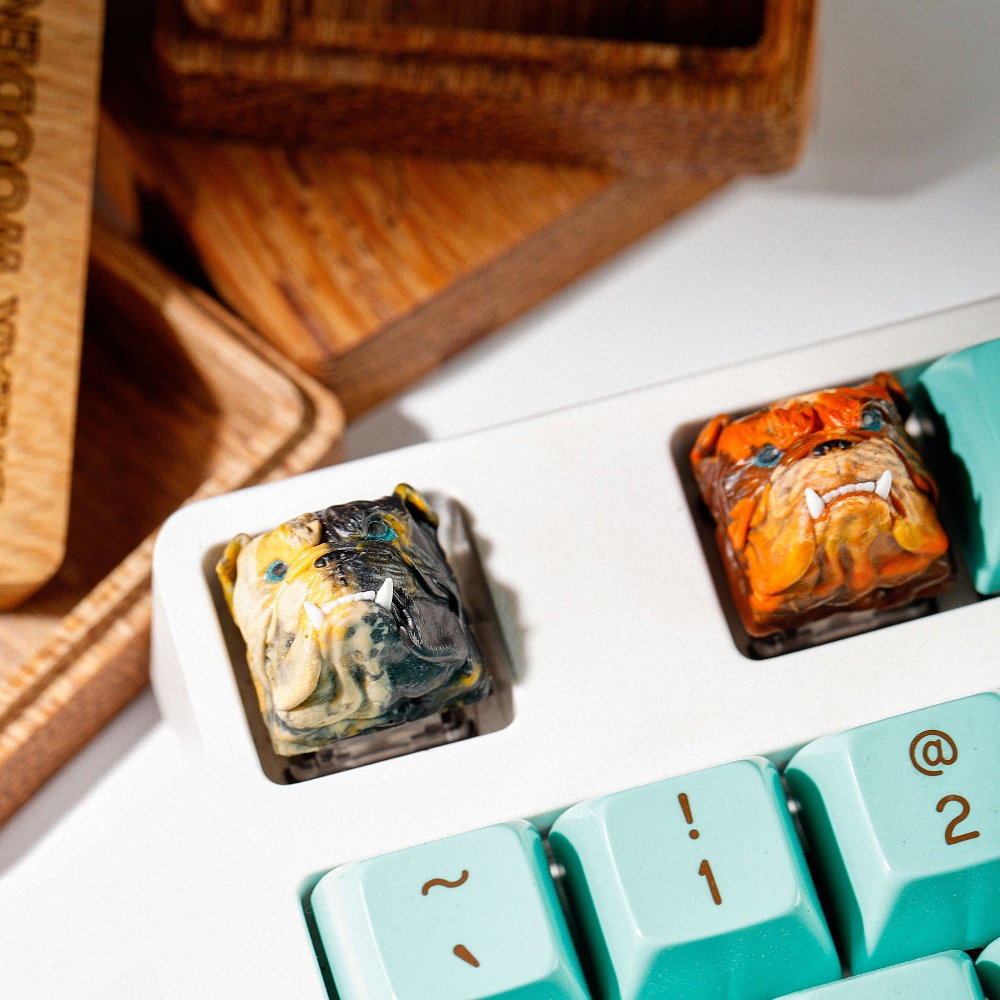Bull Dog Artisan Keycap Breakwooden