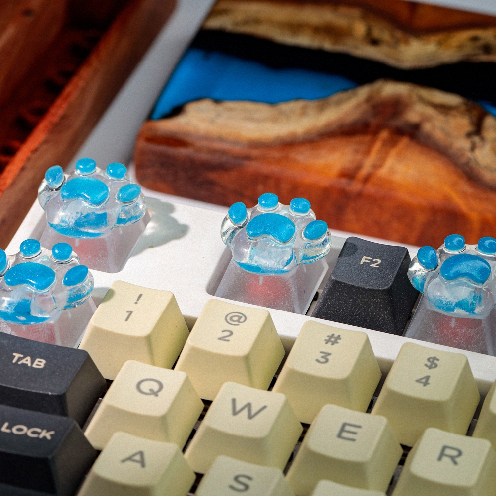 Cat Paws Artisan Keycap Breakwooden