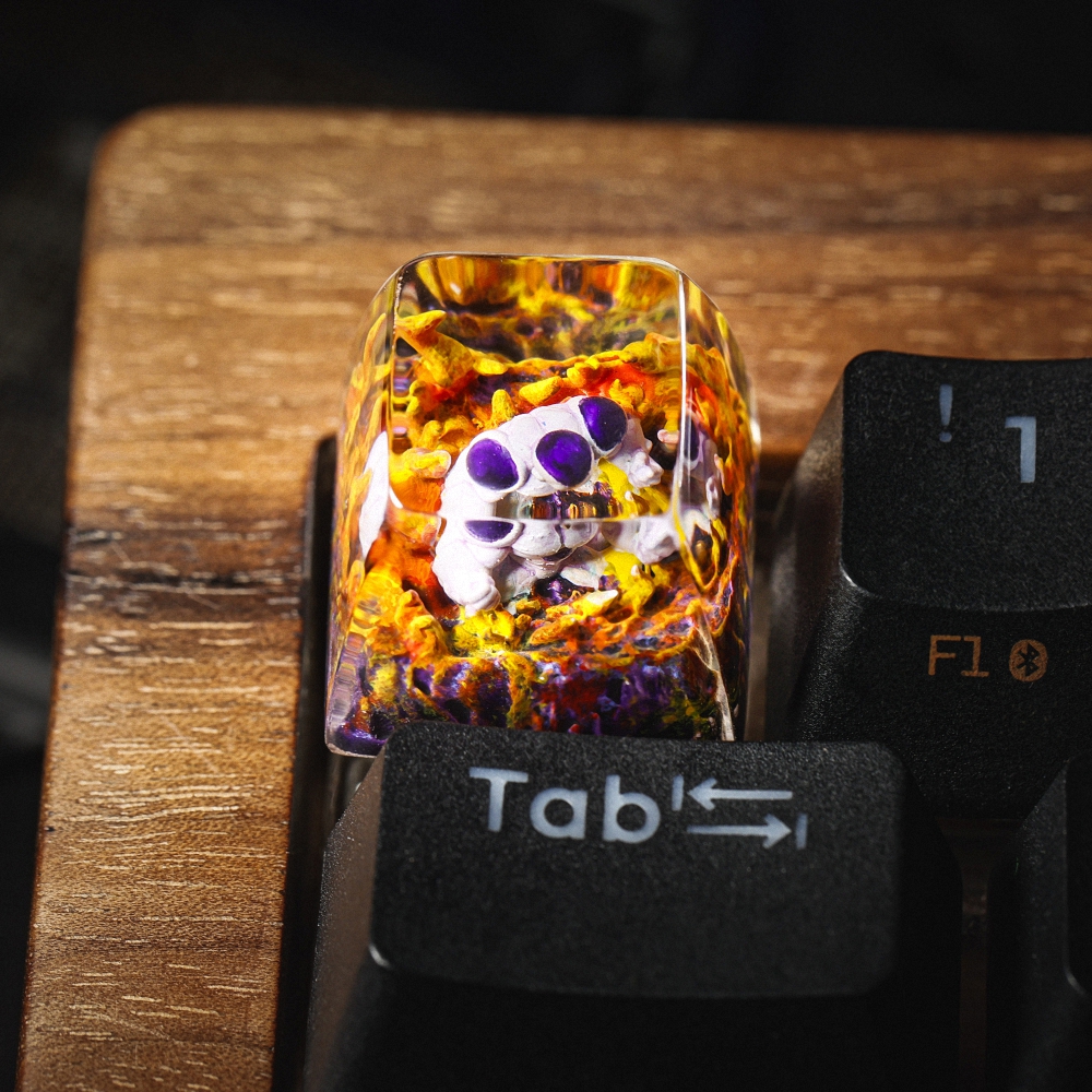 Dragonball - Frieza Artisan Keycap Breakwooden 4