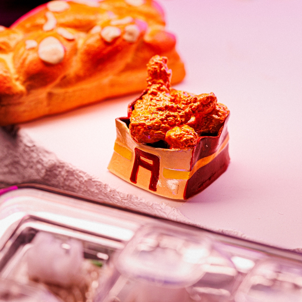 Food - Fried Chicken Artisan Keycap Breakwooden