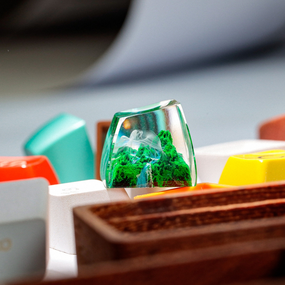 Forest Artisan Keycap Breakwooden 2