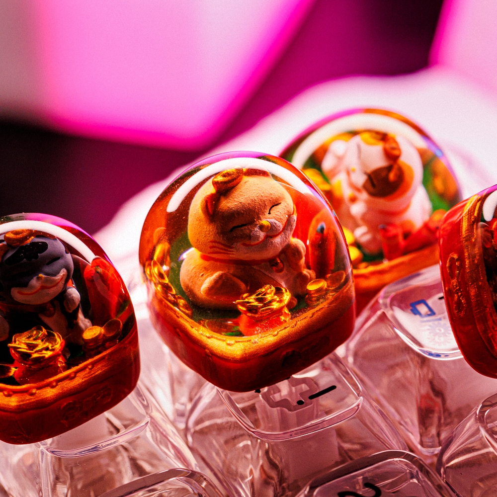 Fortune Cat Artisan Keycap Breakwooden 4