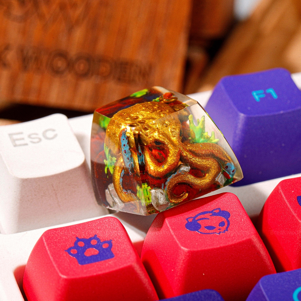 Gold Octopus Artisan Keycap Breakwooden