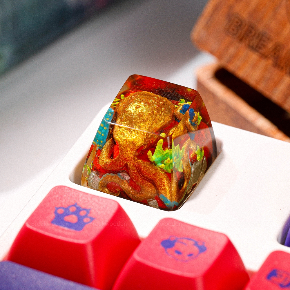 Gold Octopus Artisan Keycap Breakwooden