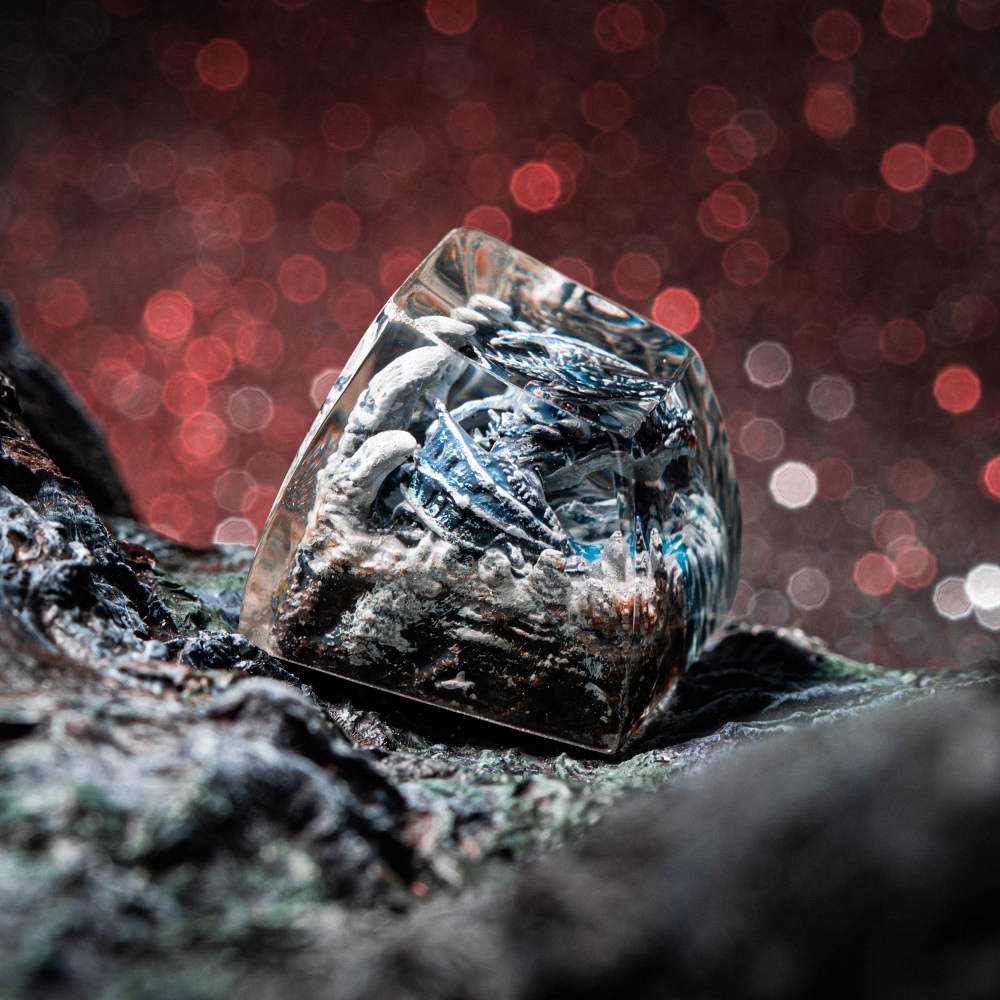 Gray Dragon Artisan Keycap Breakwooden 3