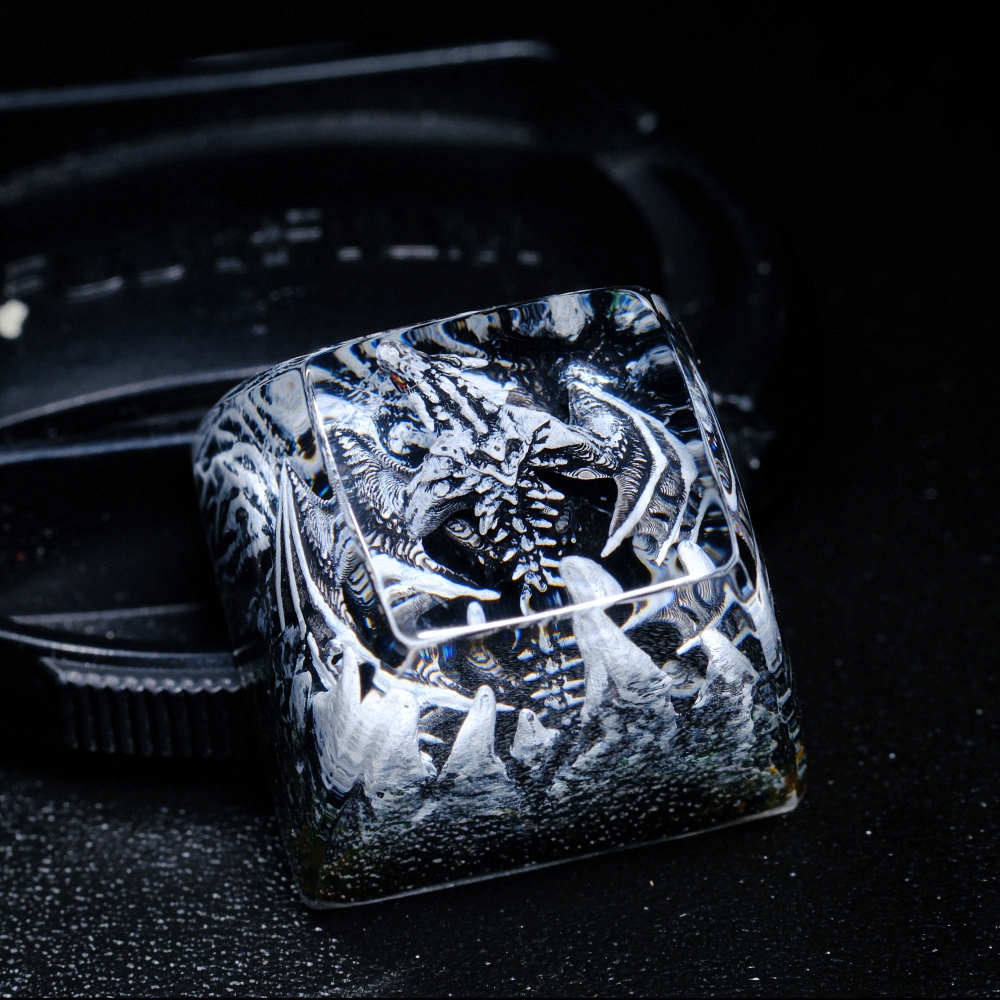 Gray Dragon Artisan Keycap Breakwooden 5