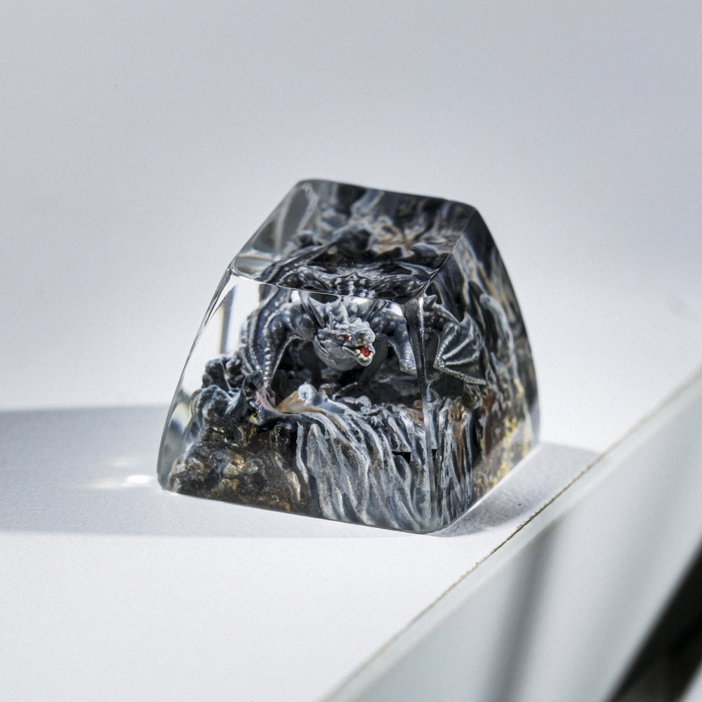 Gray Dragon Artisan Keycap Breakwooden 6