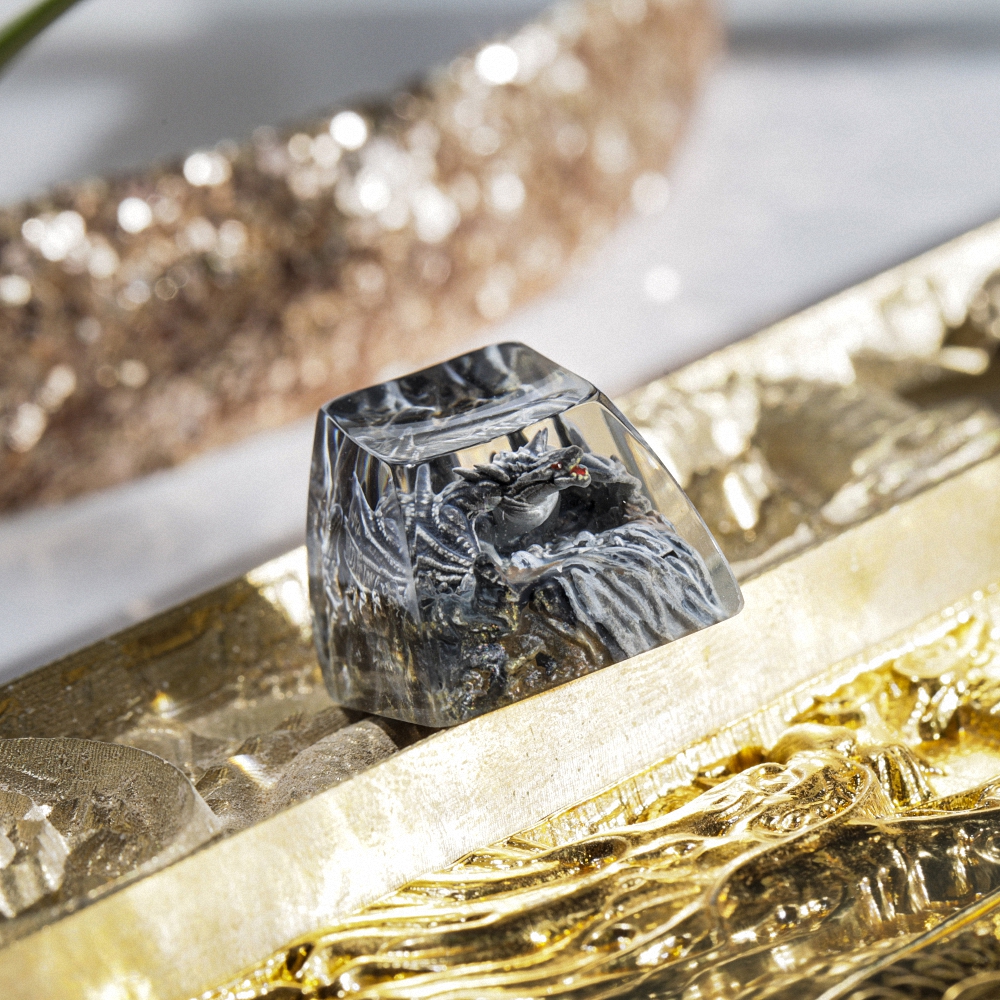 Gray Dragon Artisan Keycap Breakwooden 7