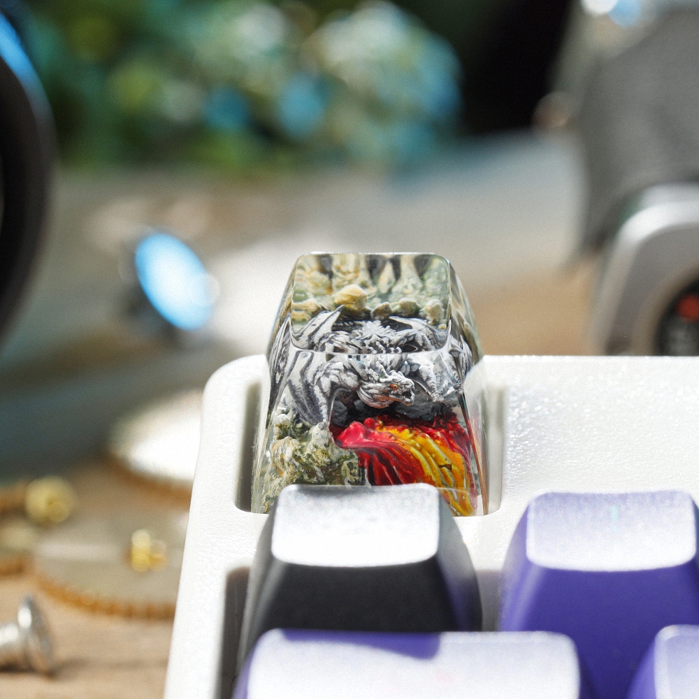 Gray Dragon Artisan Keycap Breakwooden 9