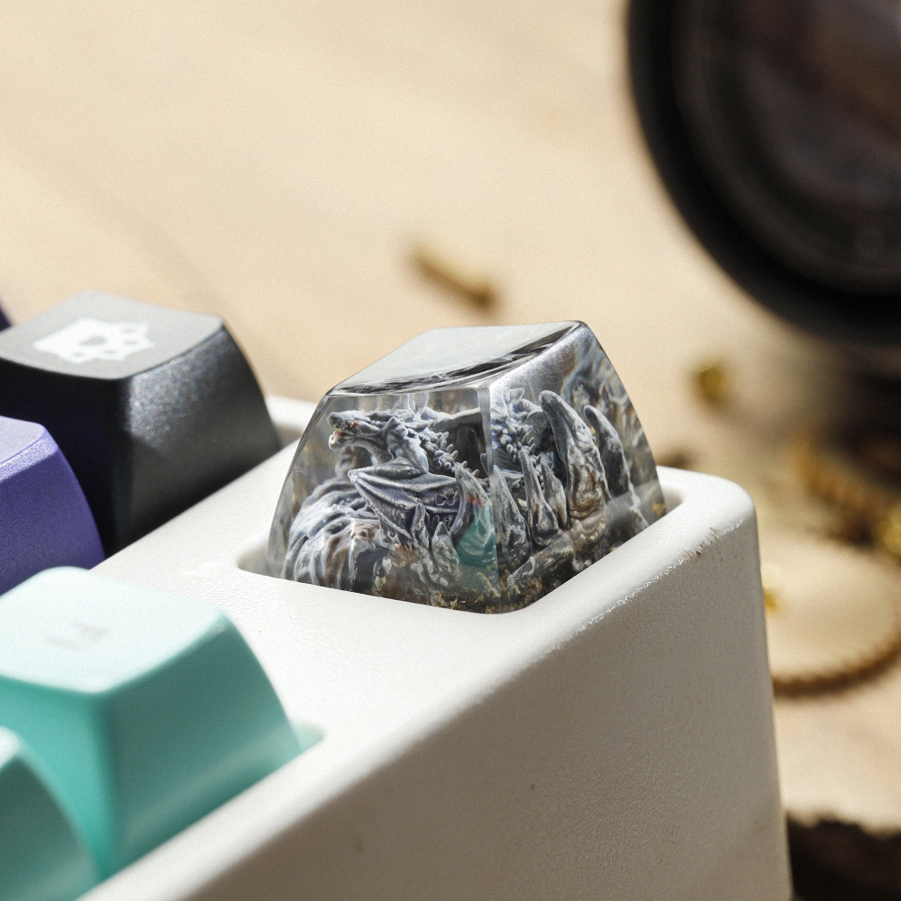 Gray Dragon Artisan Keycap Breakwooden 9