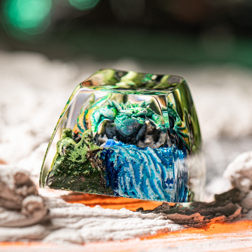Green Dragon Artisan Keycap Breakwooden 2
