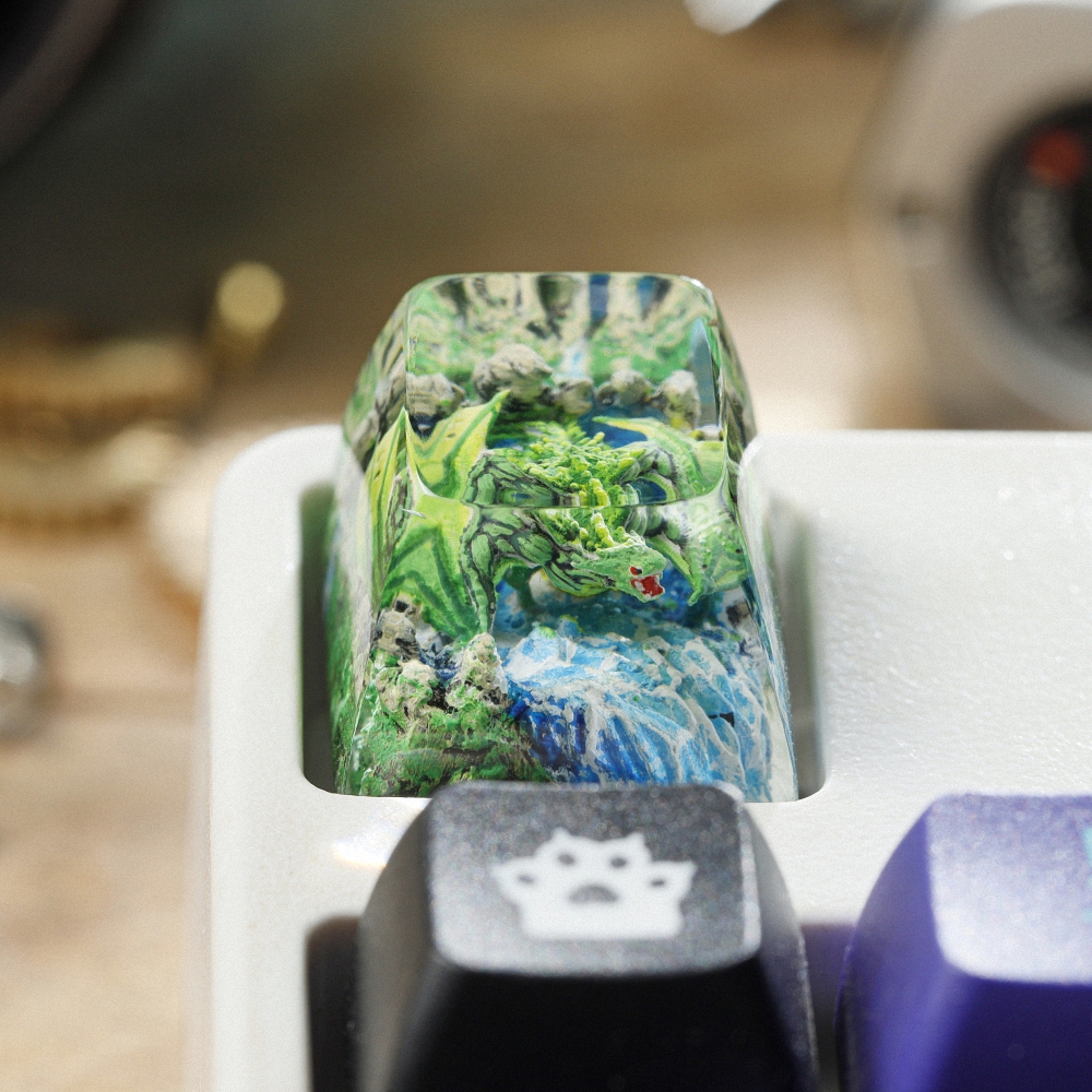 Green Dragon Artisan Keycap Breakwooden 7